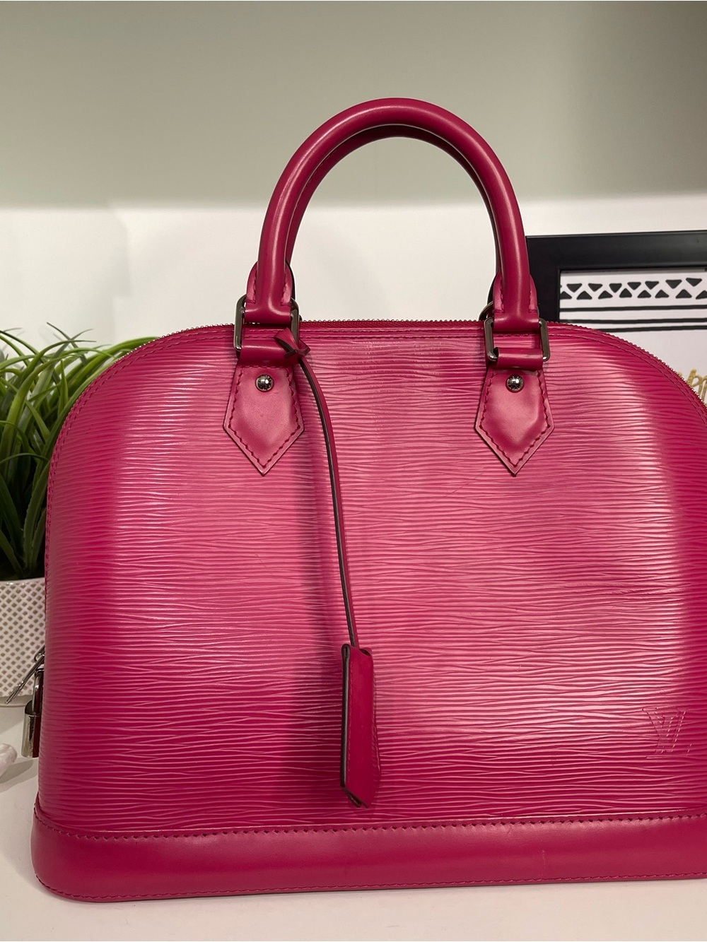 Louis Vuitton Pink Epi Alma PM